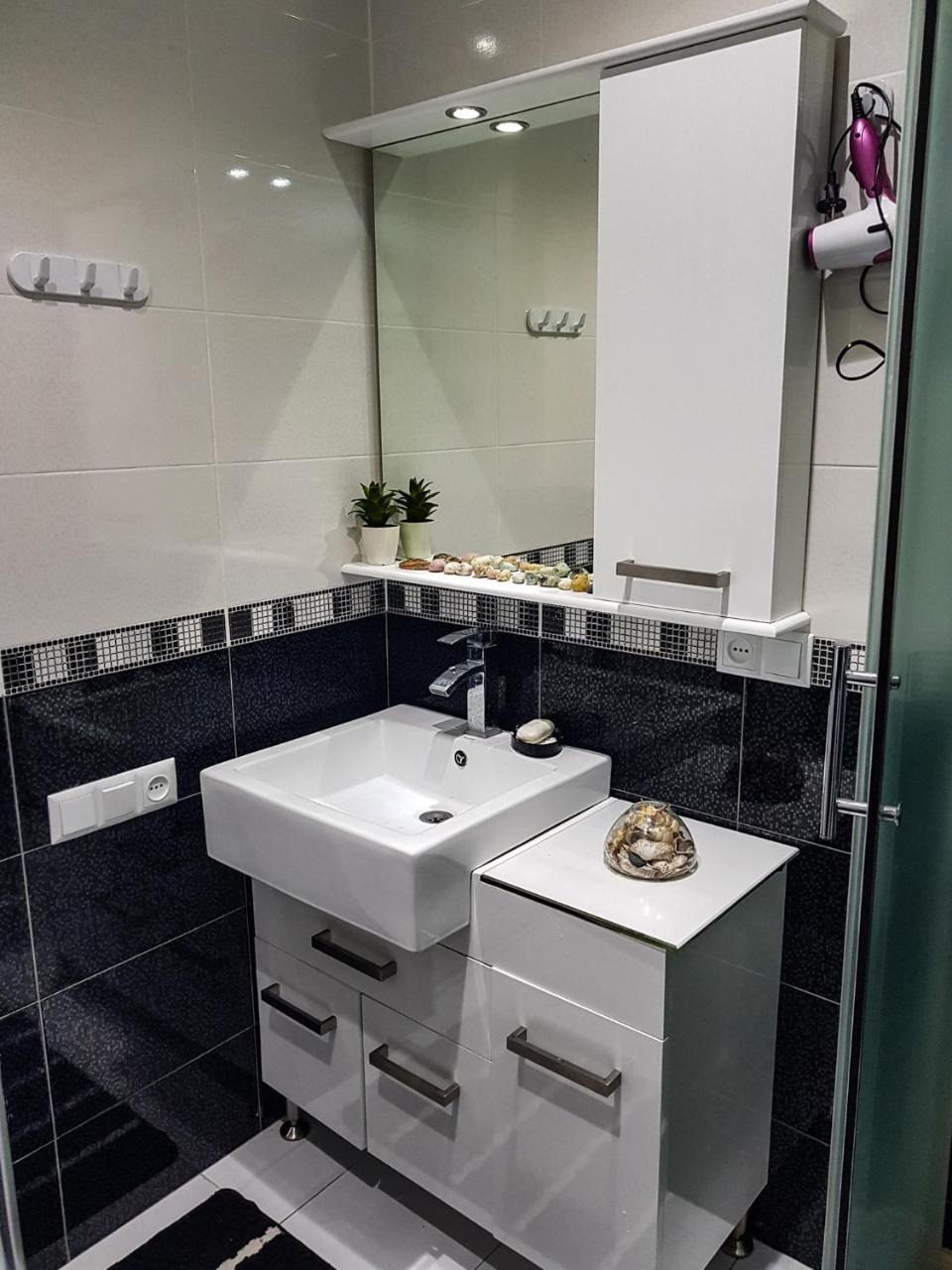 Hotel T Apartment ゴニオ エクステリア 写真